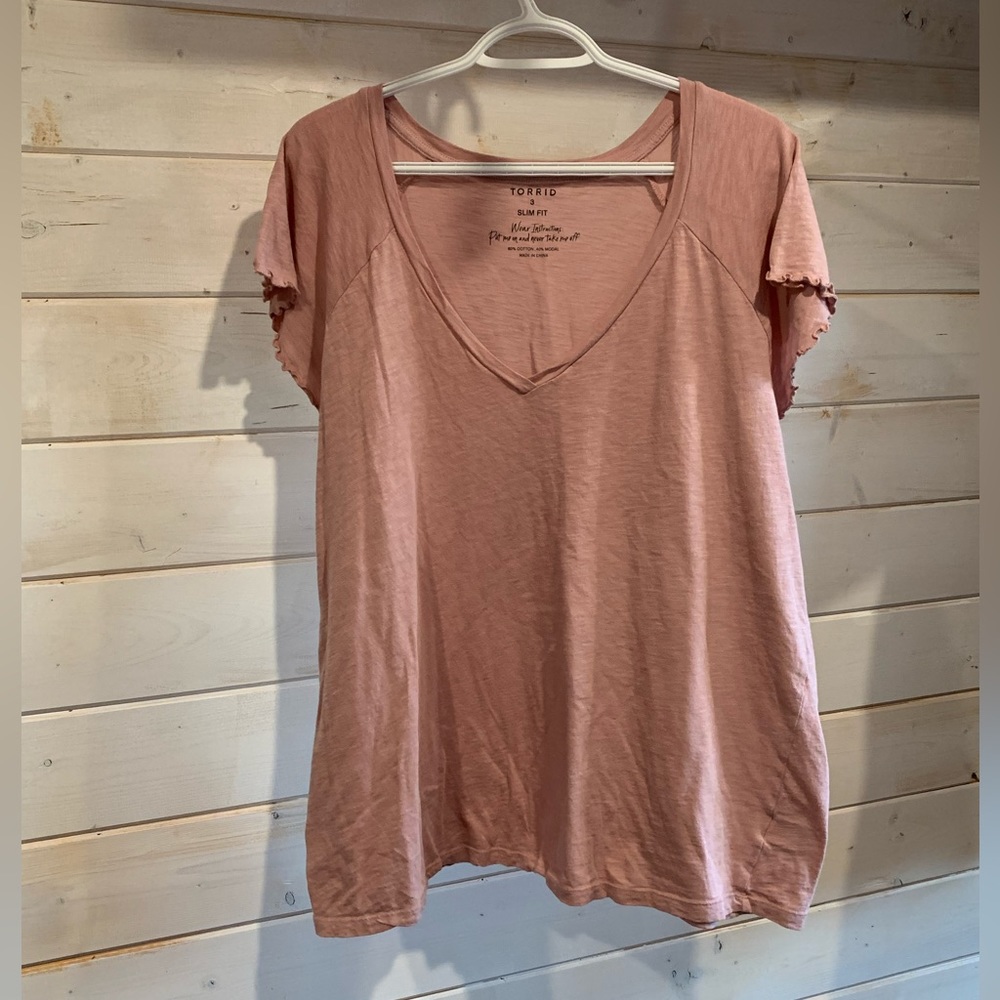 Torrid | Light Pink Tee w Ruffled Sleeves